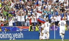 开云体育官网-斯洛文尼亚大比分获胜，实力逐渐暴露强劲