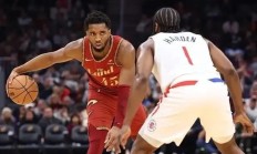 开云体育APP下载-猛龙欲胜掘金，东部西部队伍士气高昂