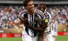 开云体育APP下载-尤文PK曼联，欧洲德比引爆