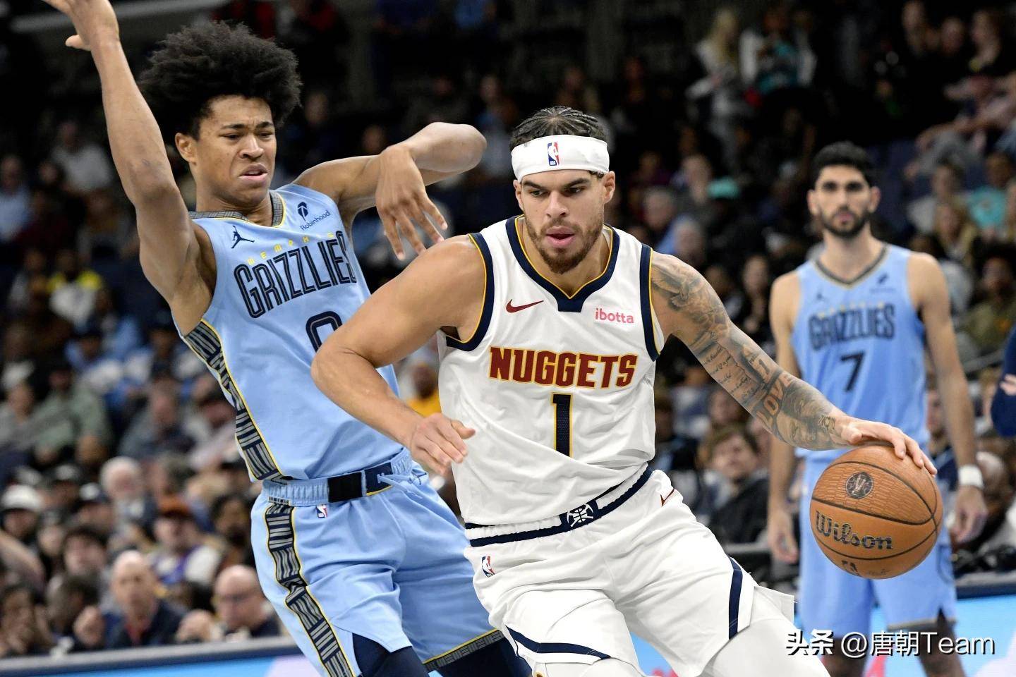 关于NBA:拉塞尔-威斯布鲁克突破三双纪录的信息