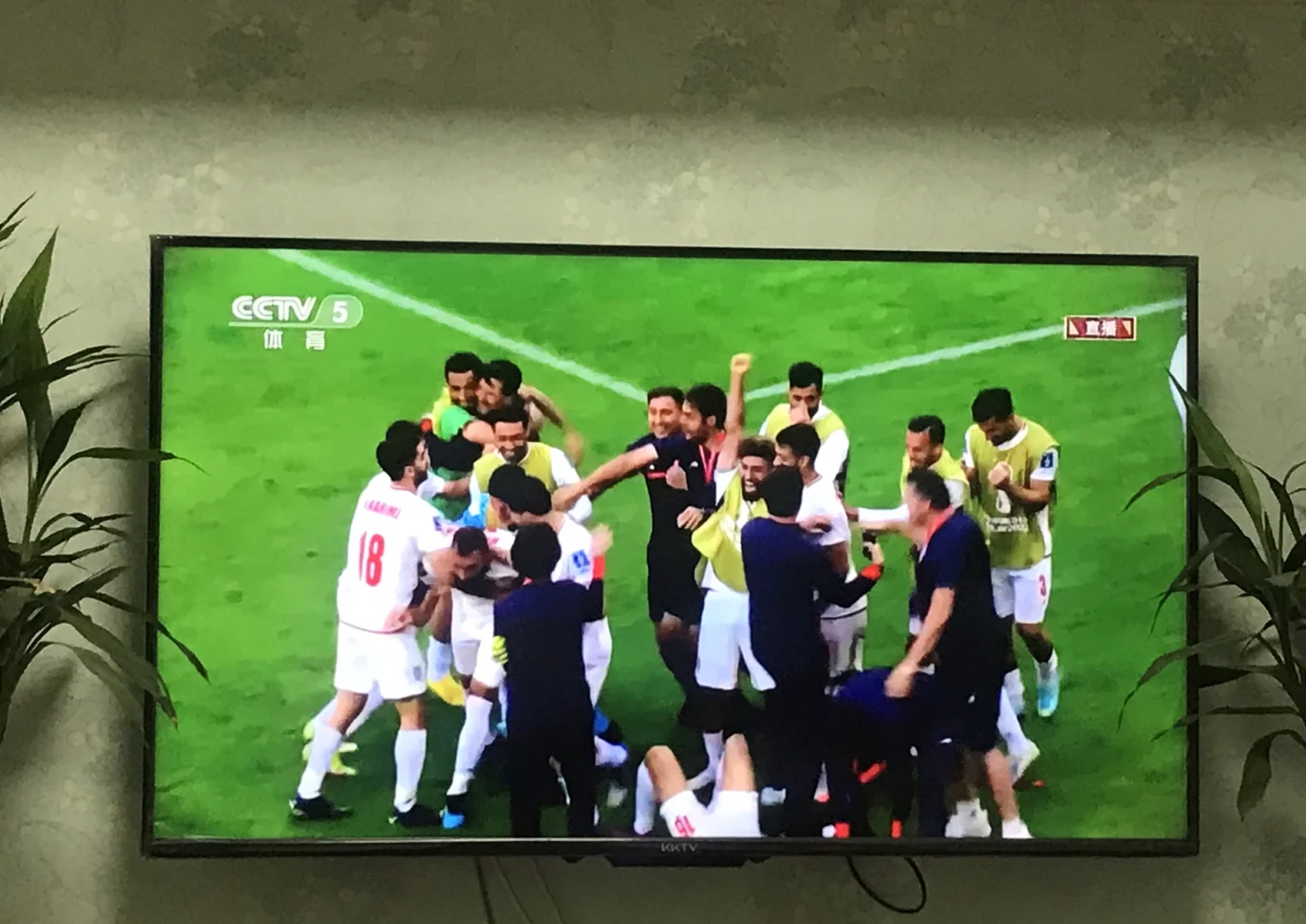 意外伤停,球队后防线懵逼失误频出的简单介绍 意外伤停,球队后防线懵逼失误频出的简单介绍