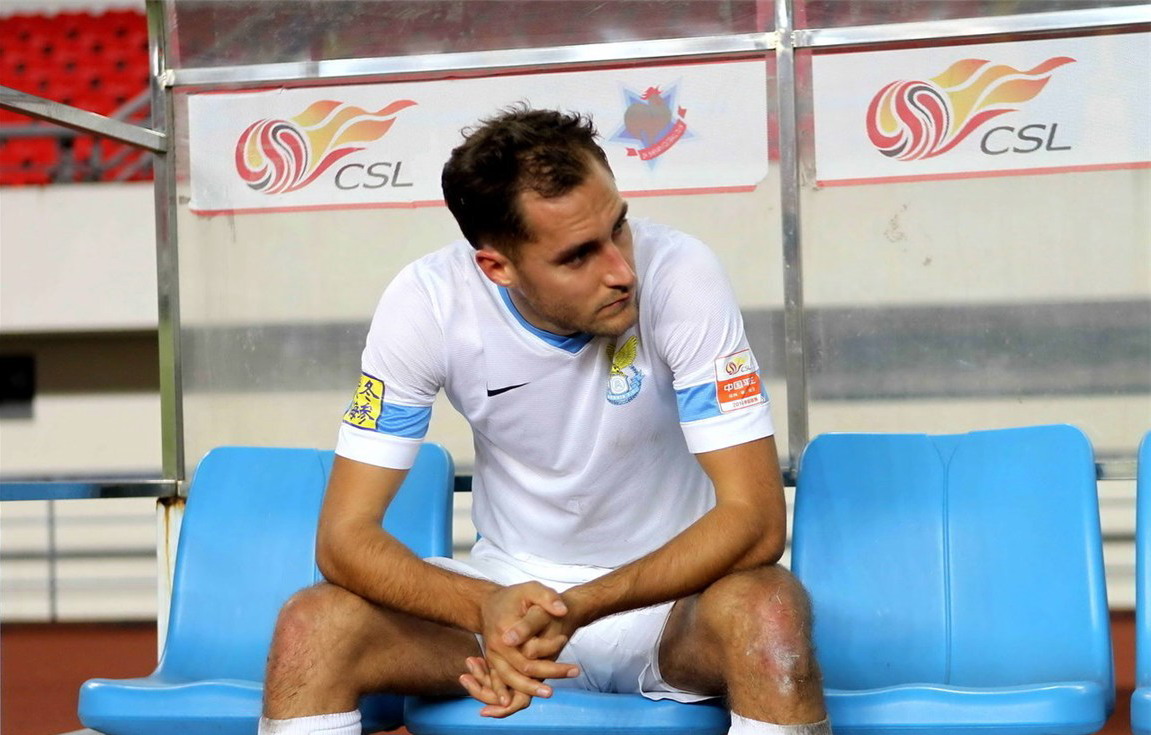 大连阿尔滨主场轻取对手,积分榜微妙变化!的简单介绍 大连阿尔滨主场轻取对手,积分榜微妙变化!的简单介绍