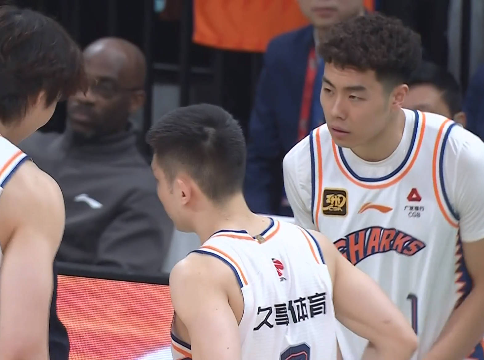 尼姆主场告捷,终结连败纪录 尼姆主场告捷,终结连败纪录