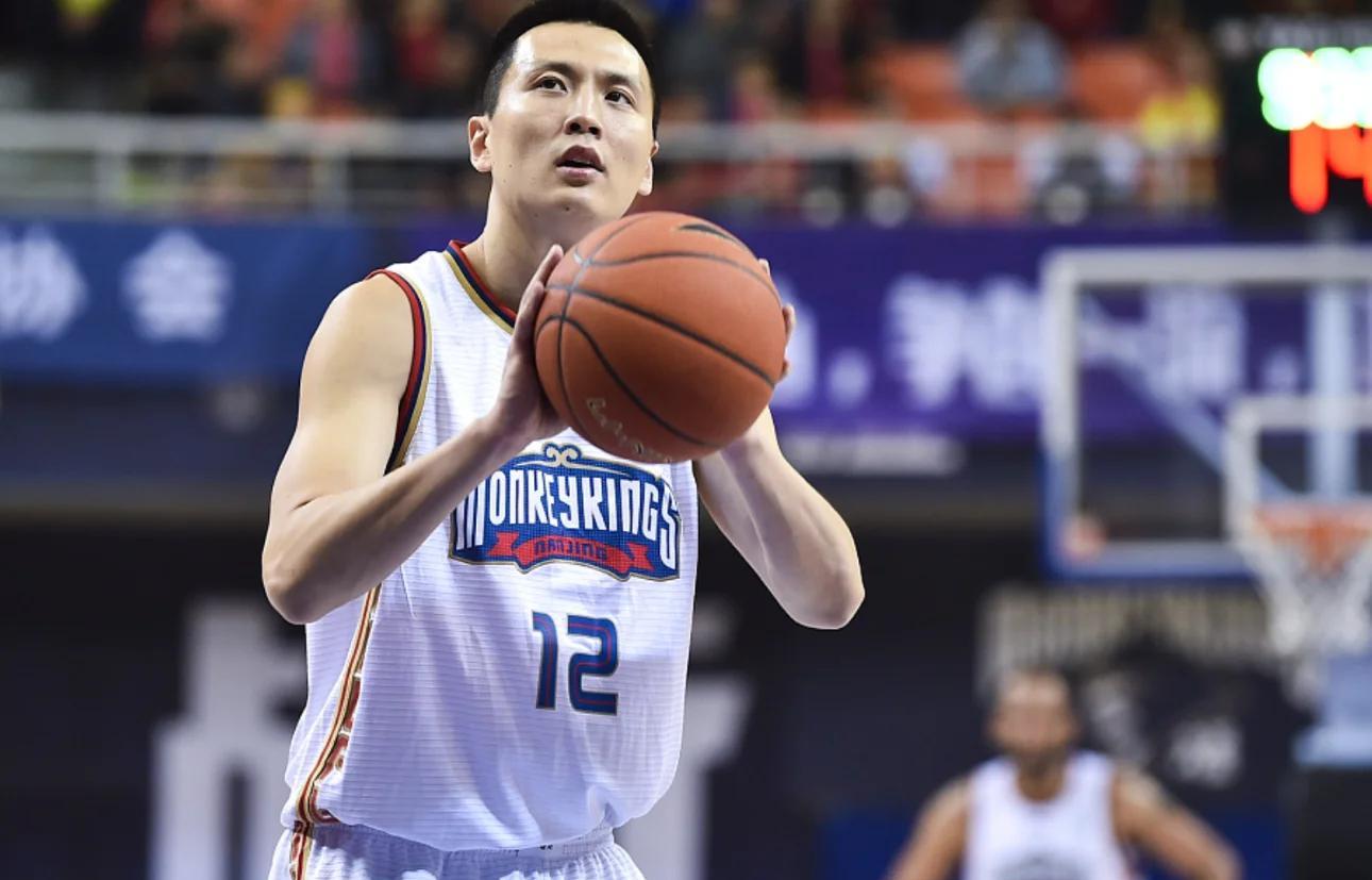 上海男篮逆袭成功,气势如虹