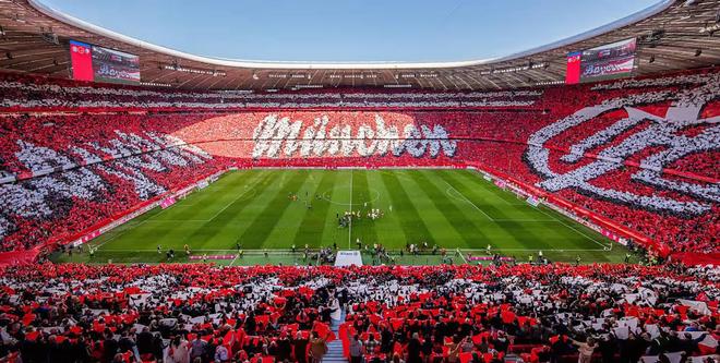 拜仁慕尼黑主场气氛热烈，球队势如破竹