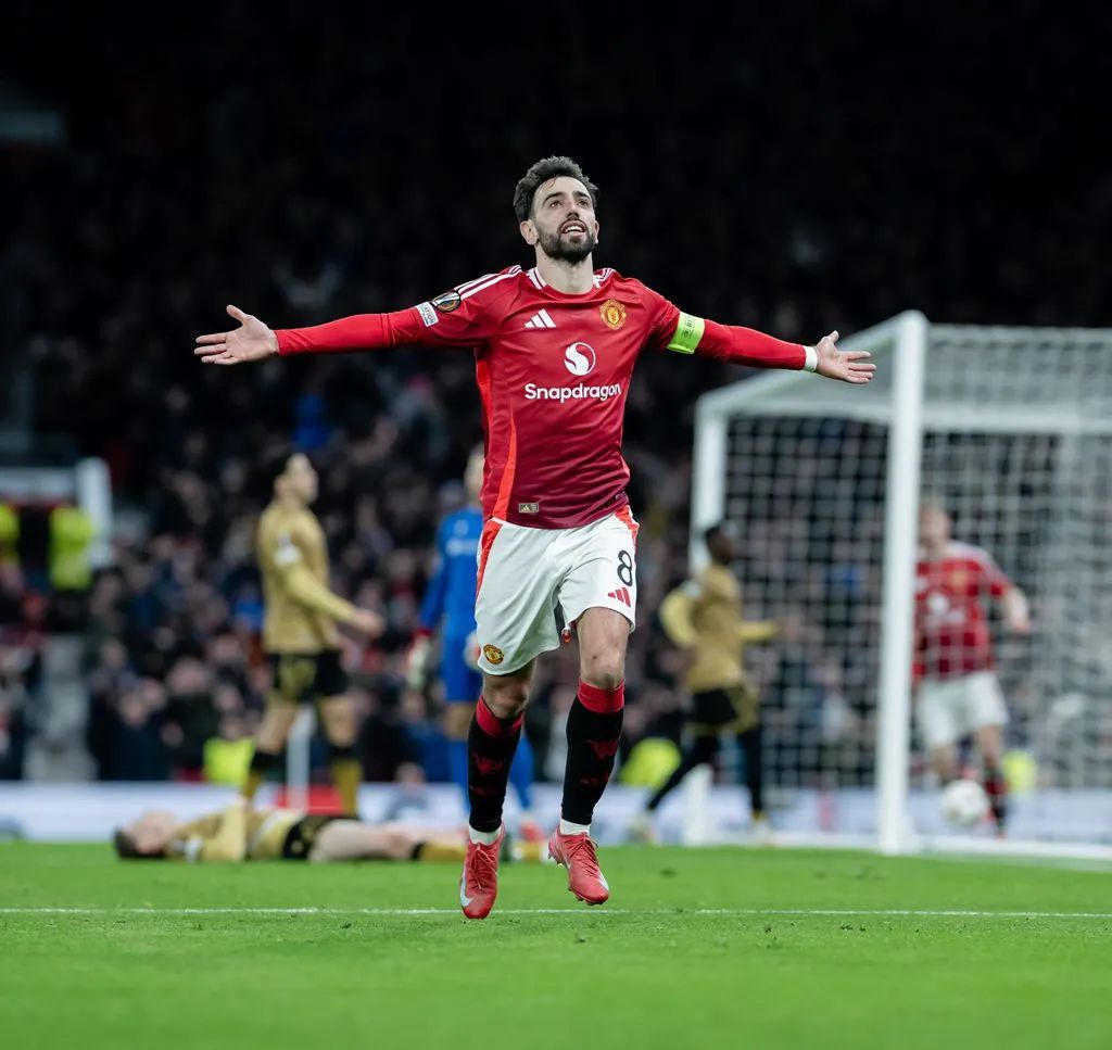 曼联扭转颓势，成功拿下关键三分