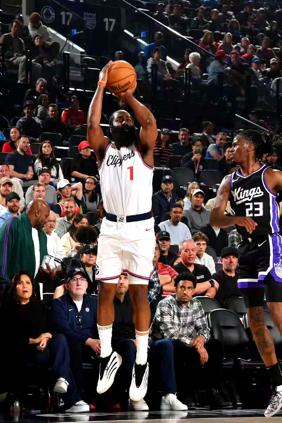 快船登顶！伦纳德砍下35分强势夺冠