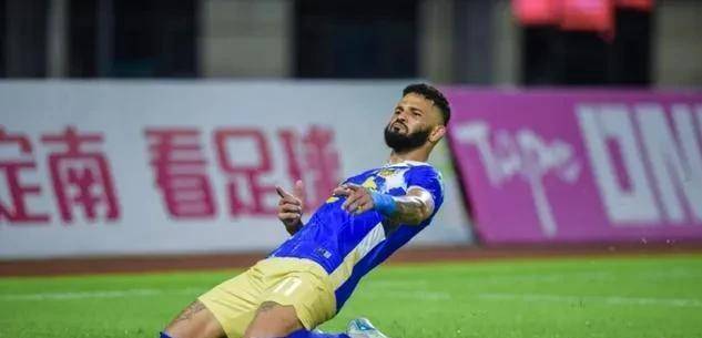 多佛尔主场逆袭胜利，积分榜上升