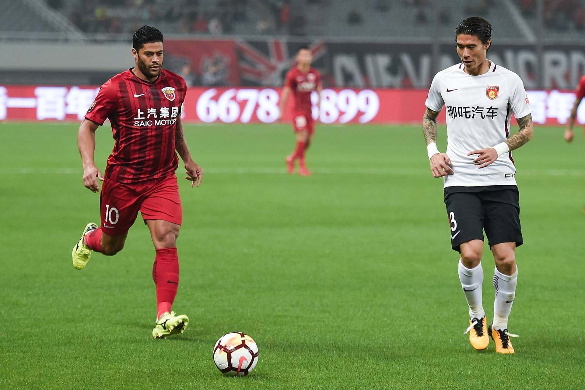 包含上海上港客场逼平河北华夏幸福,实现闯关的词条 包含上海上港客场逼平河北华夏幸福,实现闯关的词条