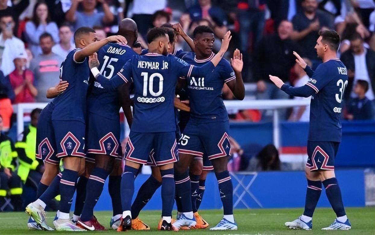 激情对决!豪门球队争夺胜利宝座 激情对决!豪门球队争夺胜利宝座