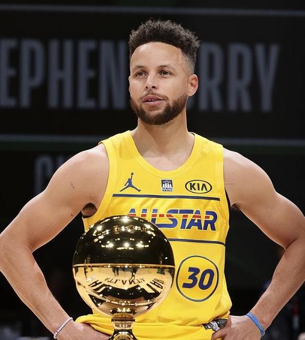 关于主宰胜利：体育赛场上的卓越竞争的信息