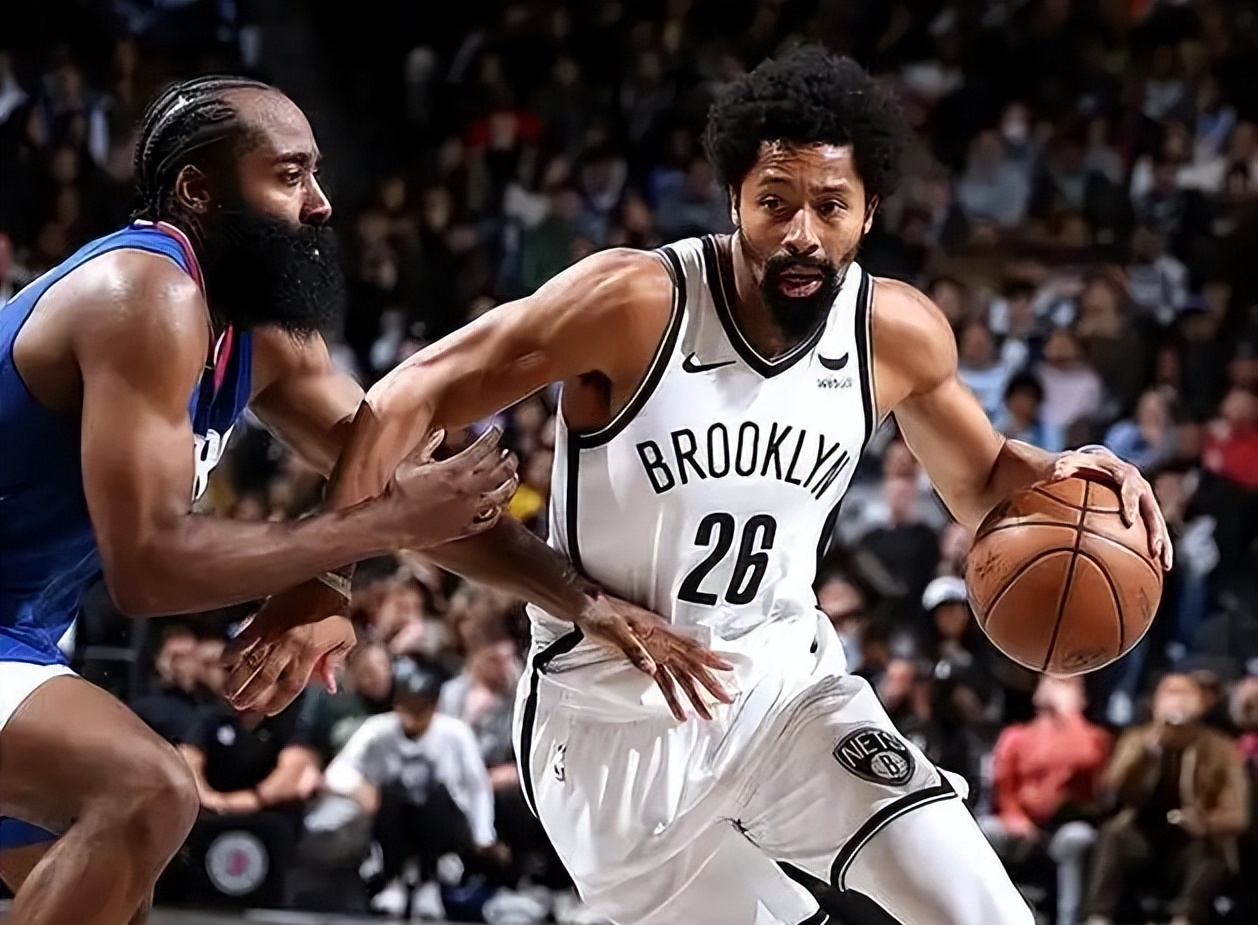 雄鹿主控回归赛场实现高效发挥