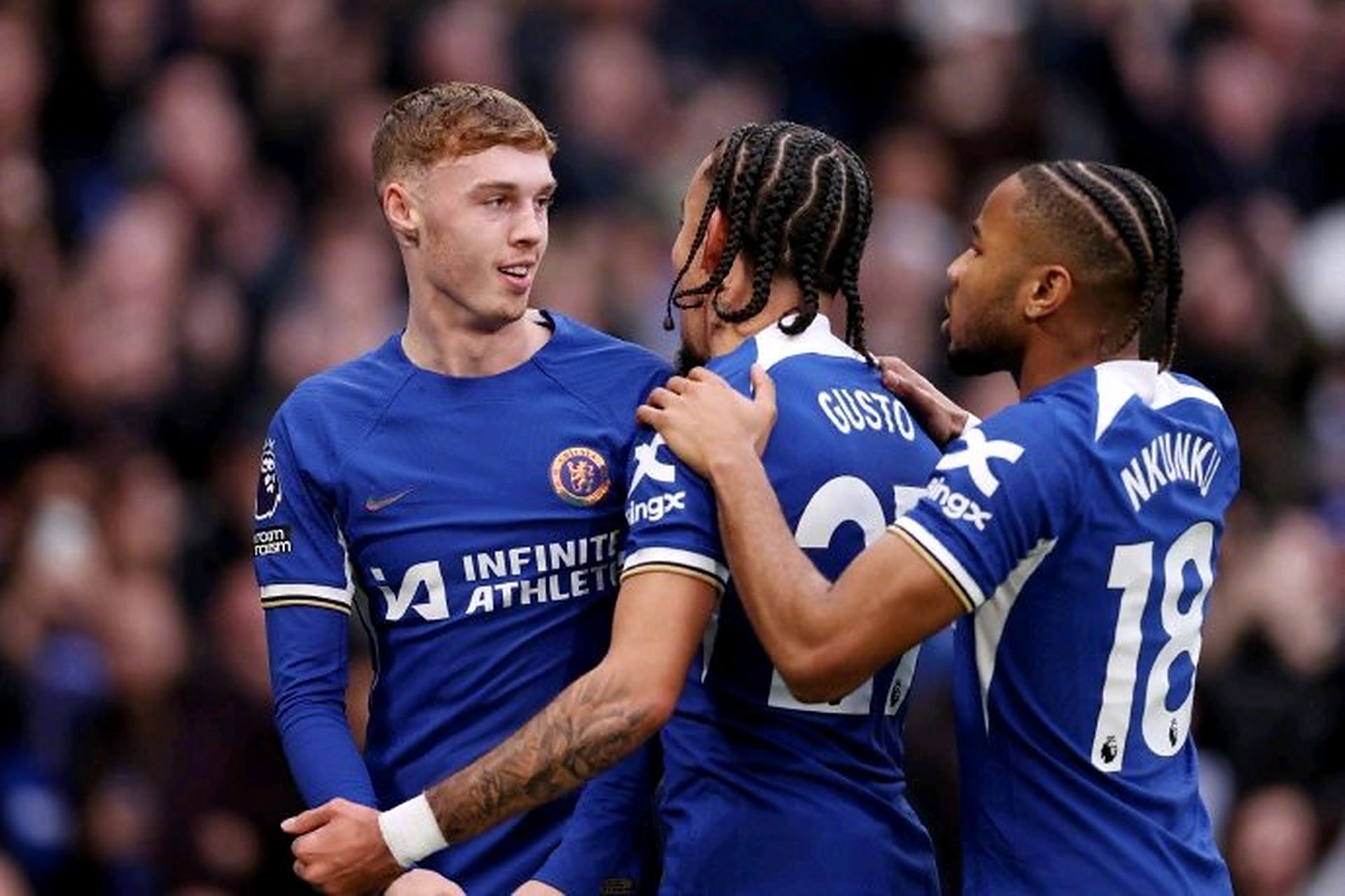 包含狼队客场逆转，送南安普顿两连败的词条