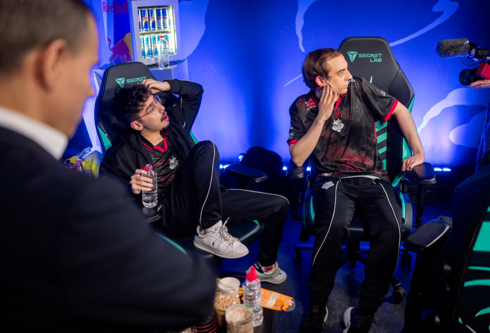 关于TES险胜DRX，Hanssama关键团战开团秒人顶尖较量四强赛，留下经典瞬间的信息