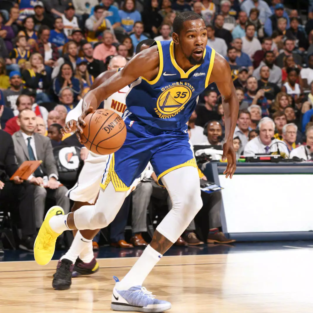 包含国王队外线进攻火荣,扬名西部的词条 包含国王队外线进攻火荣,扬名西部的词条