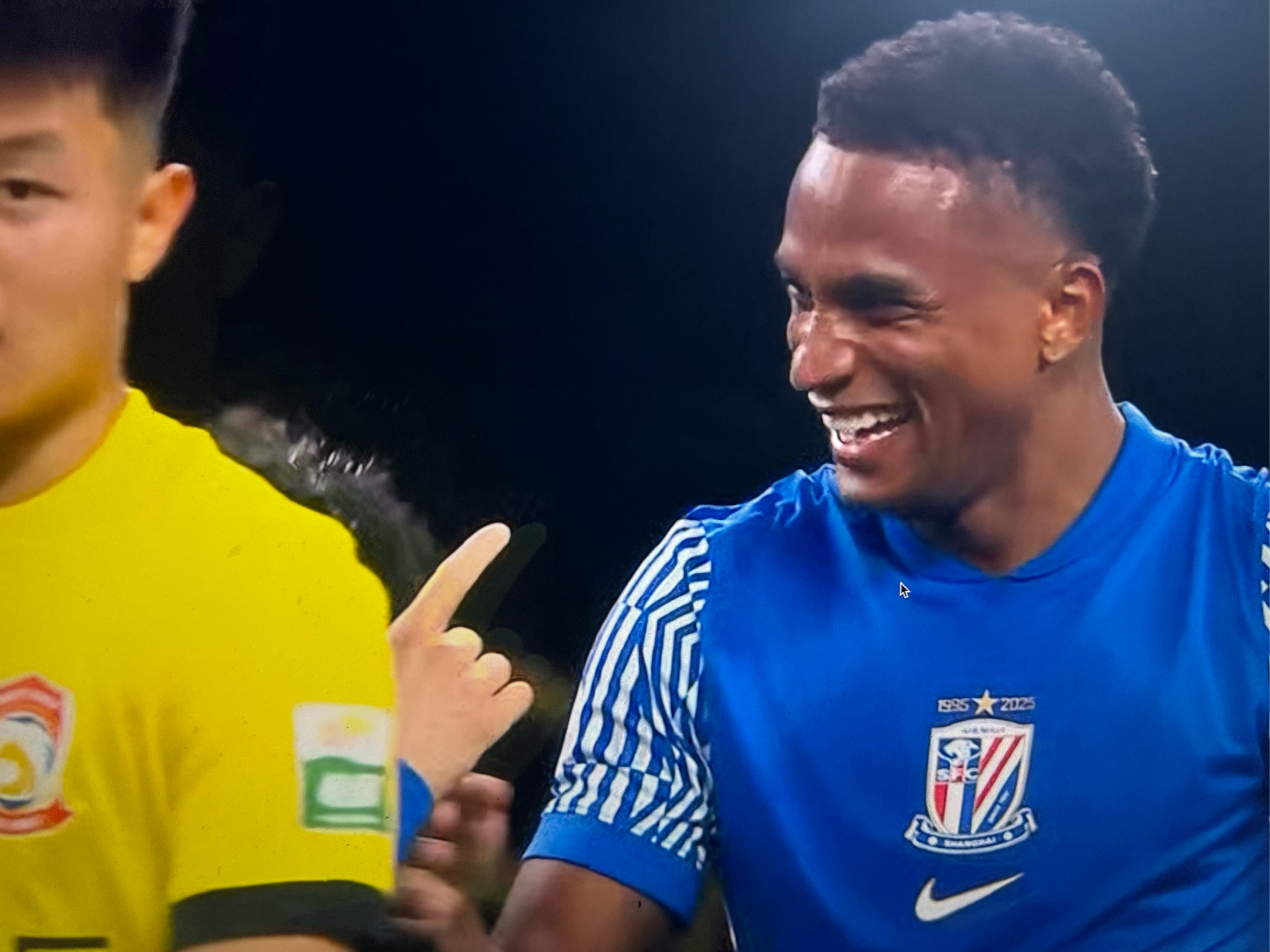 上海申花客场击败对手，实现连胜