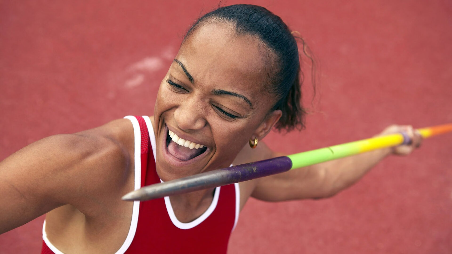 东方巨龙对垒好莱坞星光，霍勒迪一剑封喉，上海队险胜湖人定乾坤