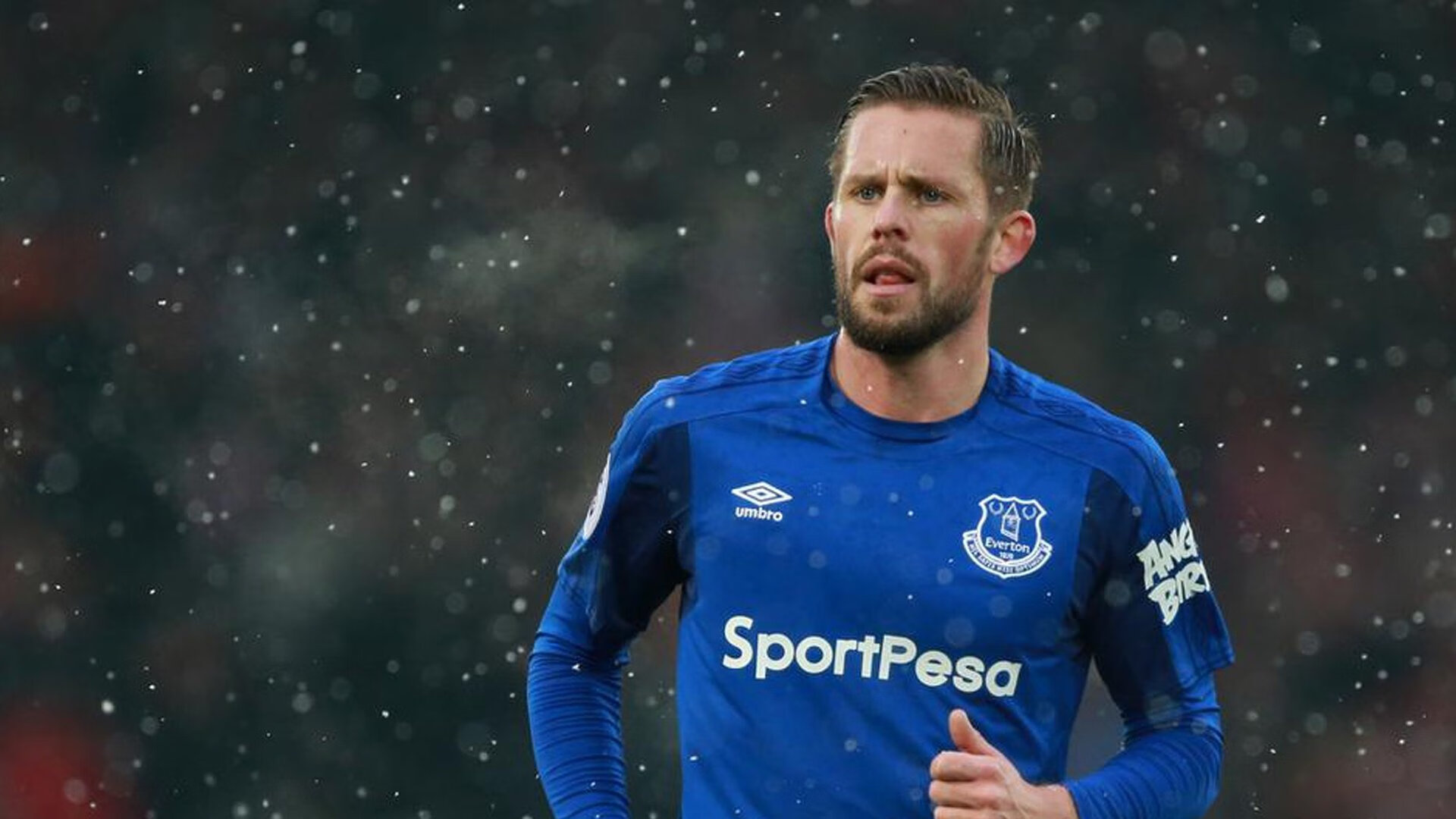 德甲争冠焦点战，如山西队掀翻活塞般的激情与意外